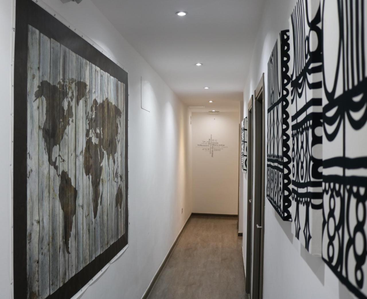 Hostal Abril Madrid, Madrid